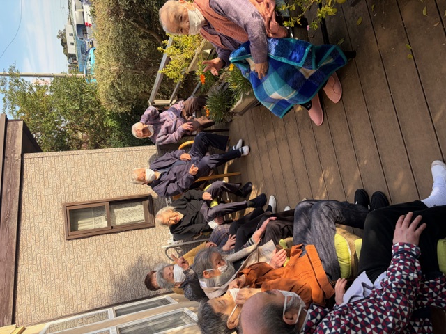 ウッドデッキにて