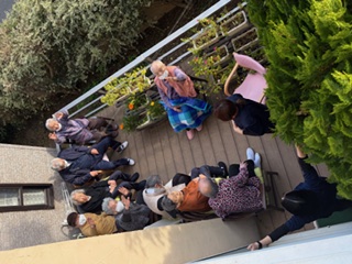 ウッドデッキにて